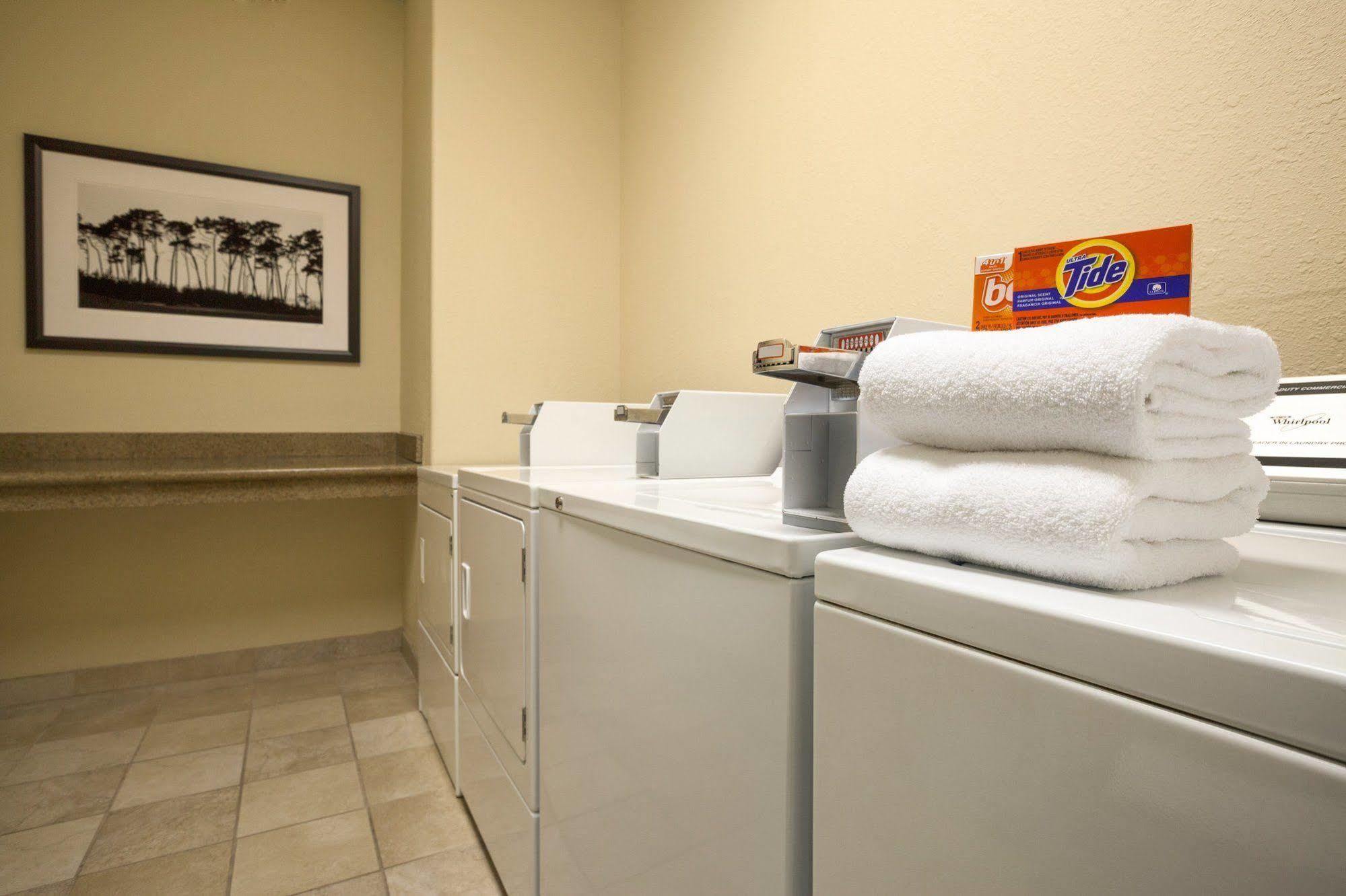 Hotel Country & By Radisson, North, Il Champaign